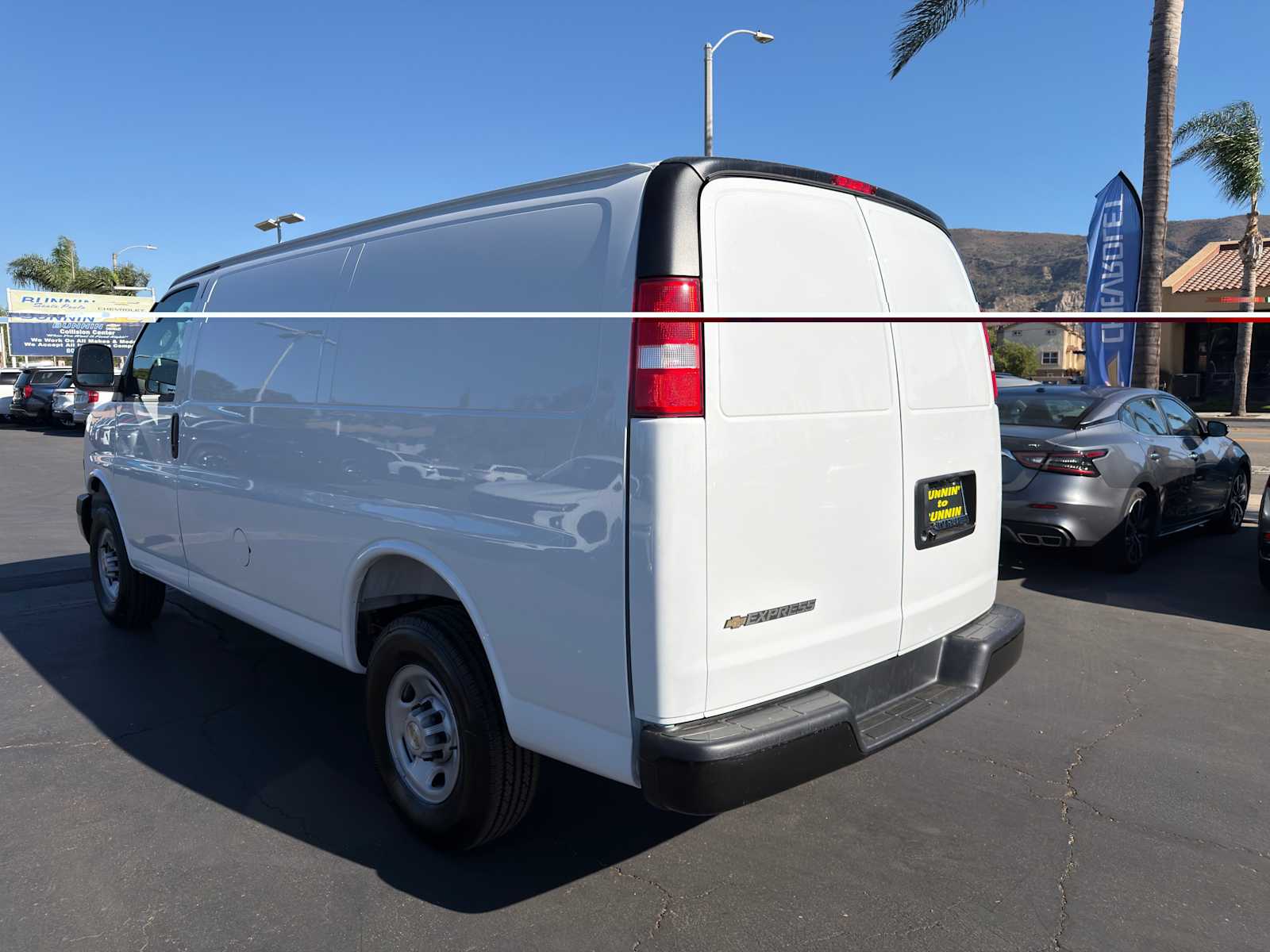 2026 Chevrolet Express Cargo Work Van - Photo 6