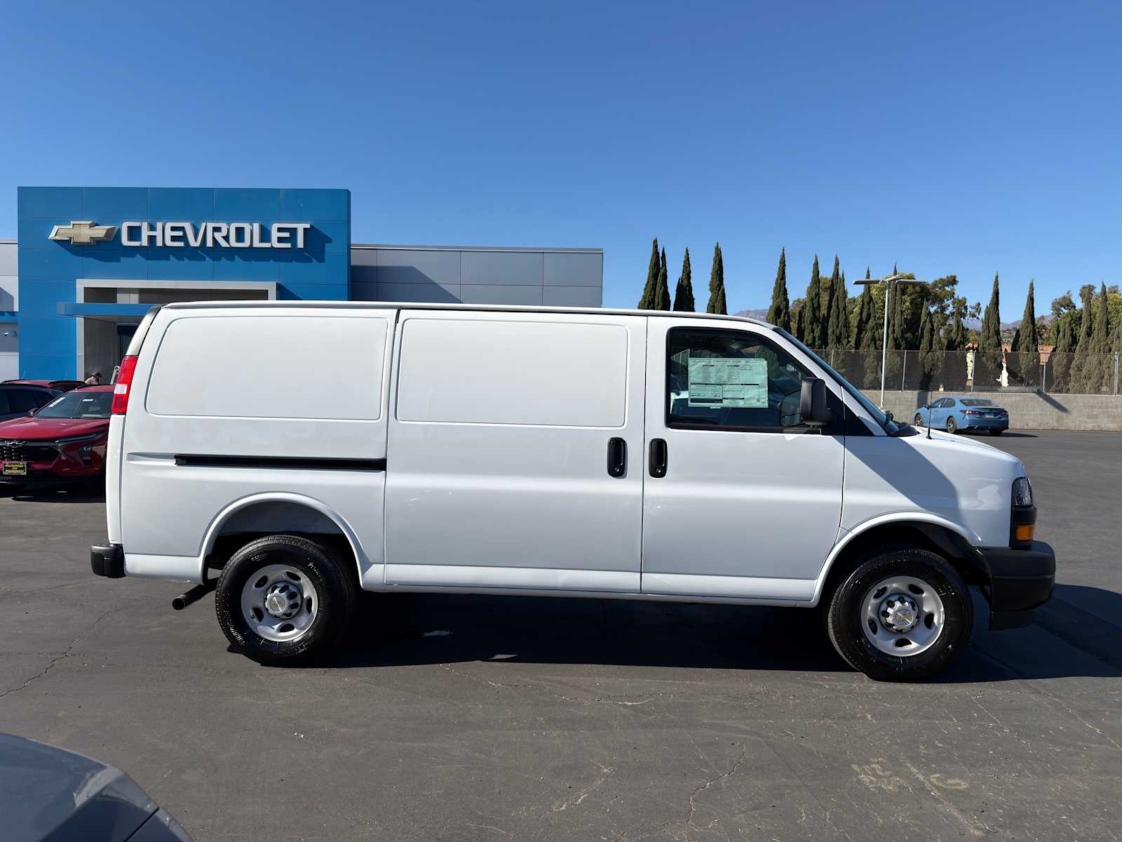 2026 Chevrolet Express Cargo Work Van - Photo 9