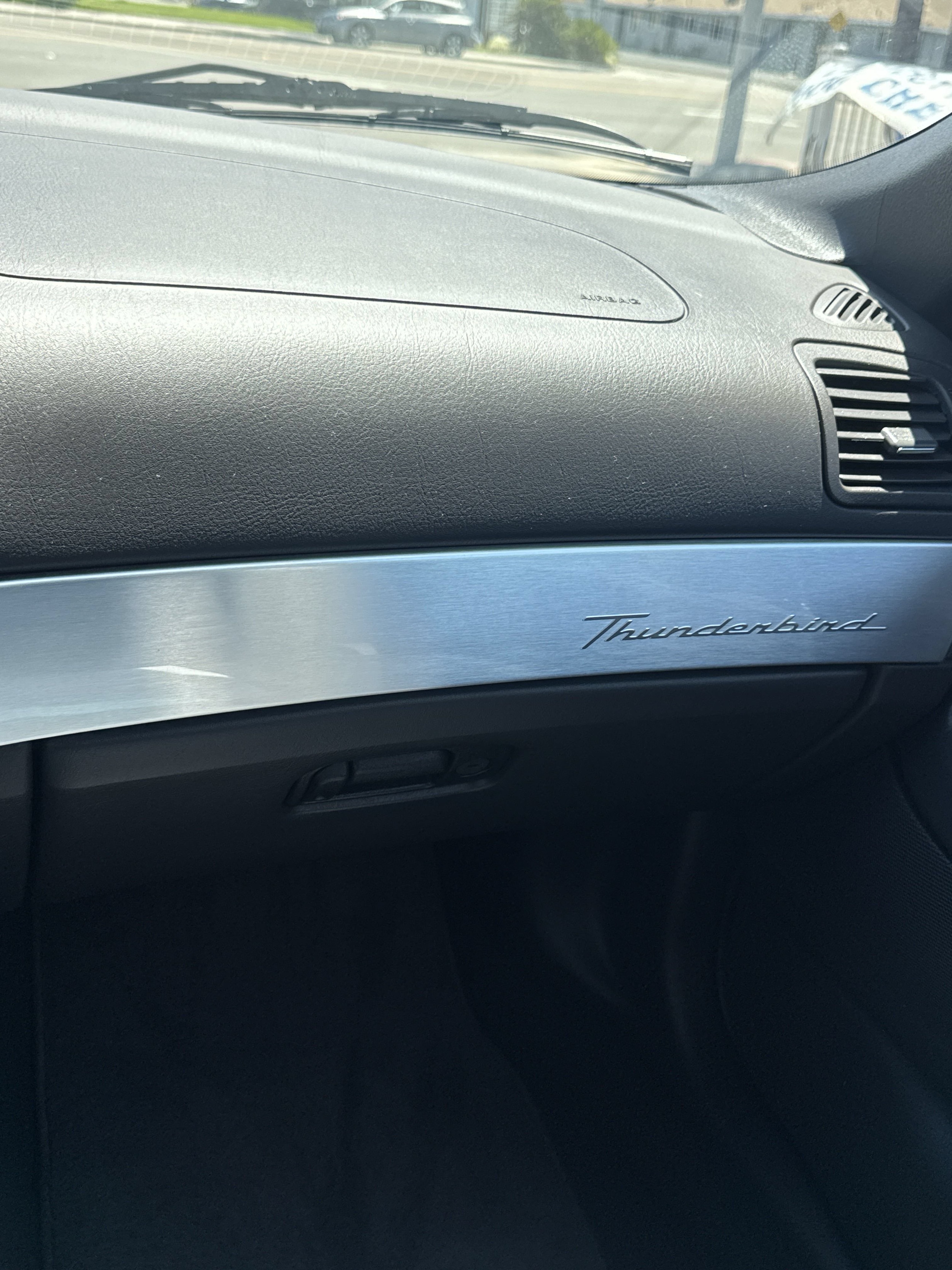 2002 Ford Thunderbird Deluxe - Photo 25