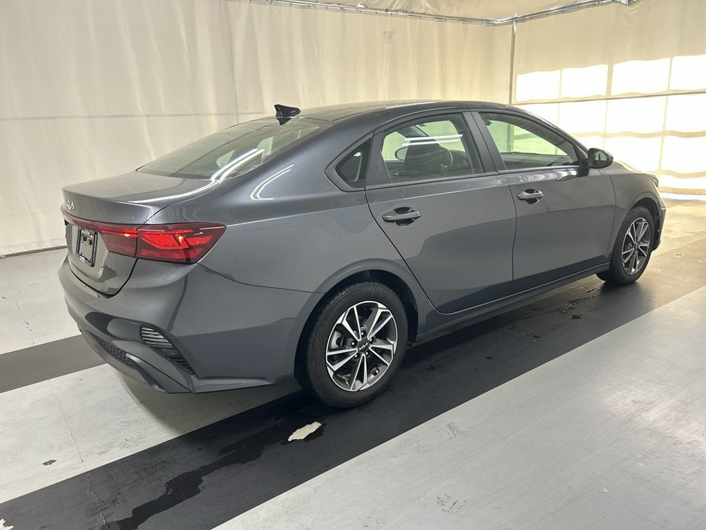 Used 2024 Kia Forte LXS Sedan