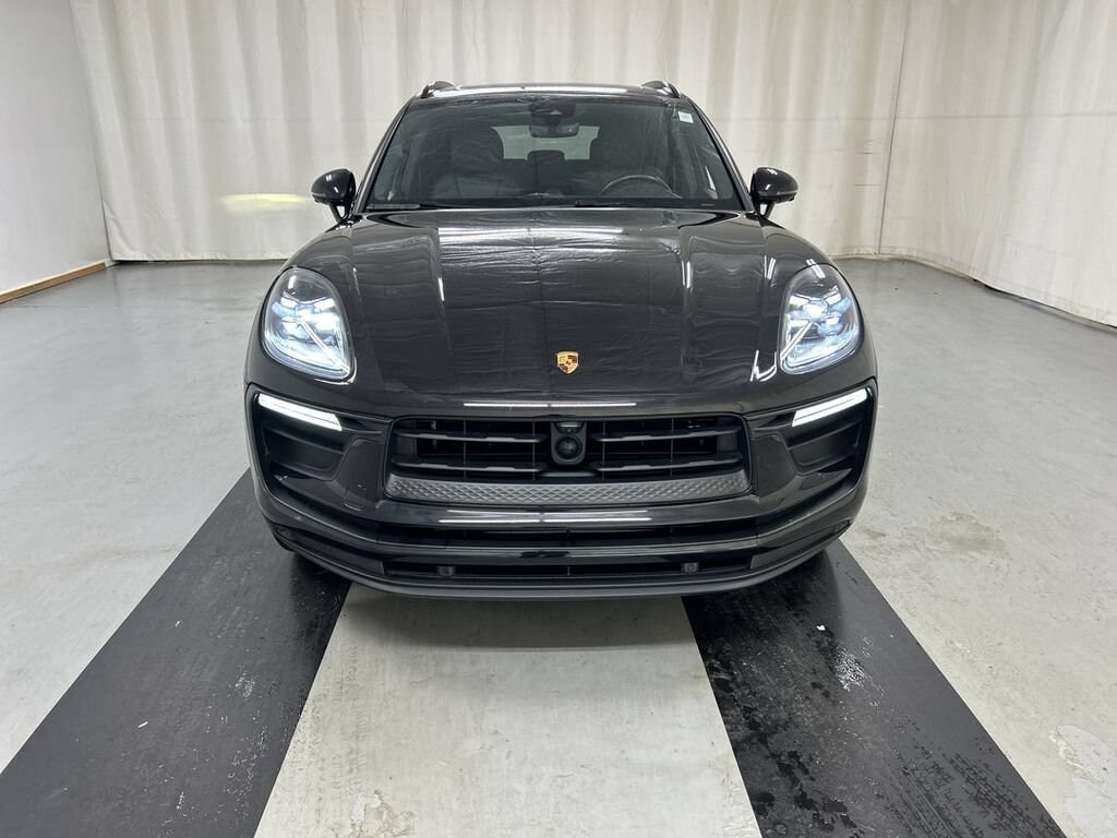 Used 2023 Porsche Macan AF SUV