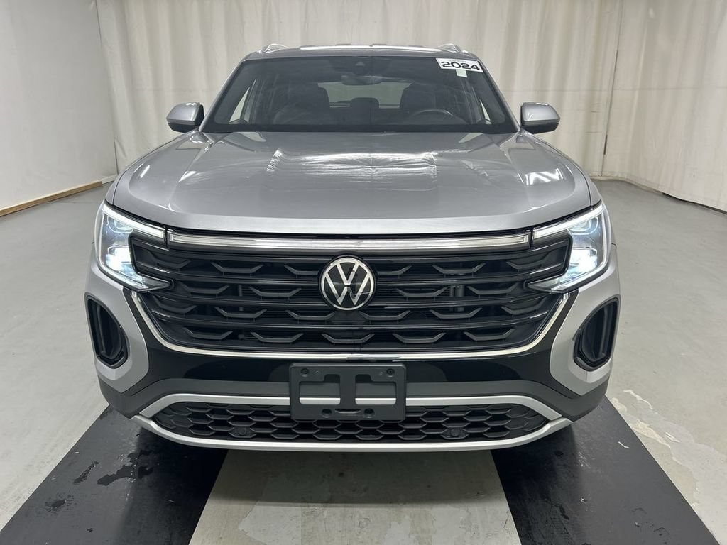 Used 2024 Volkswagen Atlas Cross Sport 2.0T SE SUV