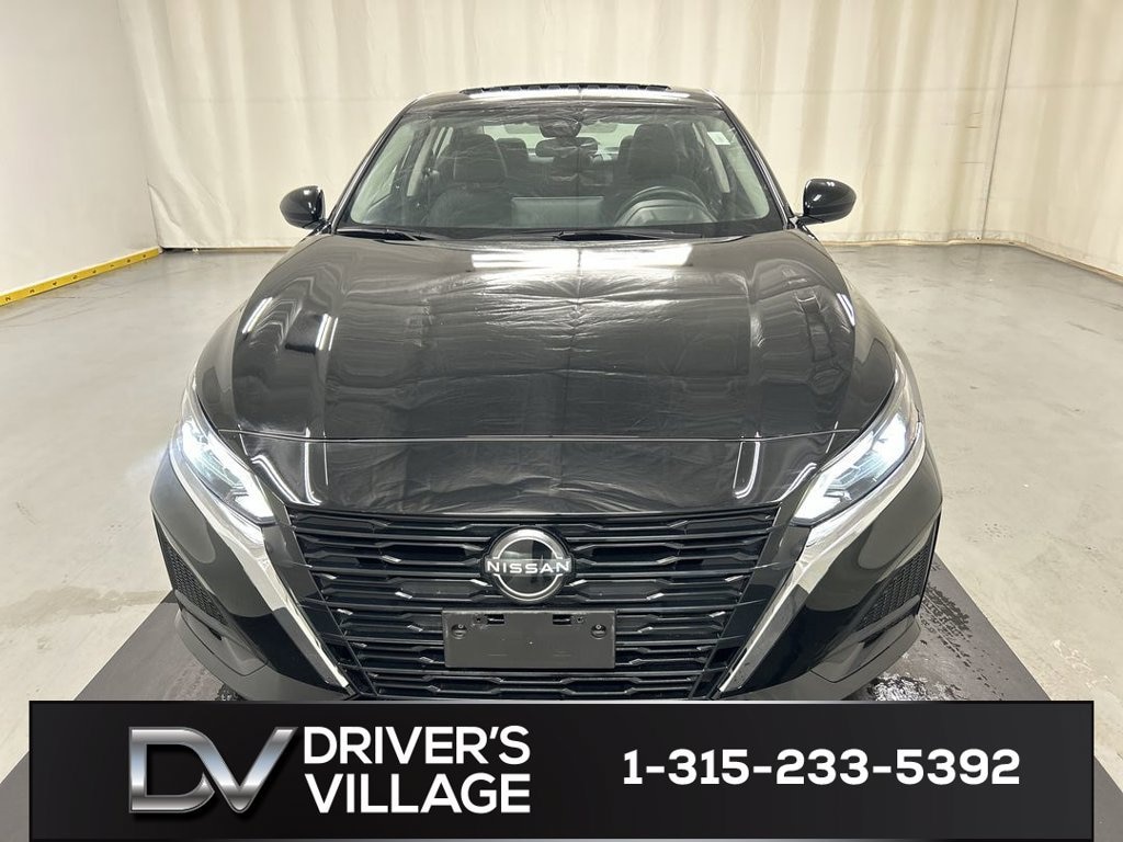 Used 2024 Nissan Altima SV Intelligent AWD Sedan