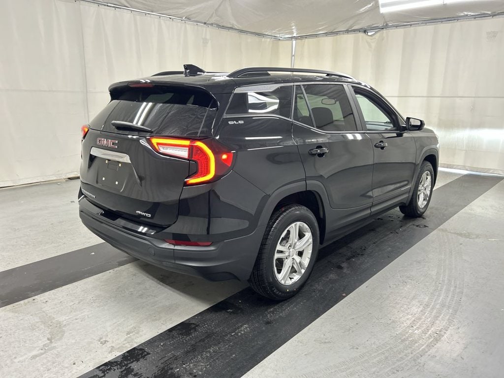 Used 2023 GMC Terrain SLE SUV