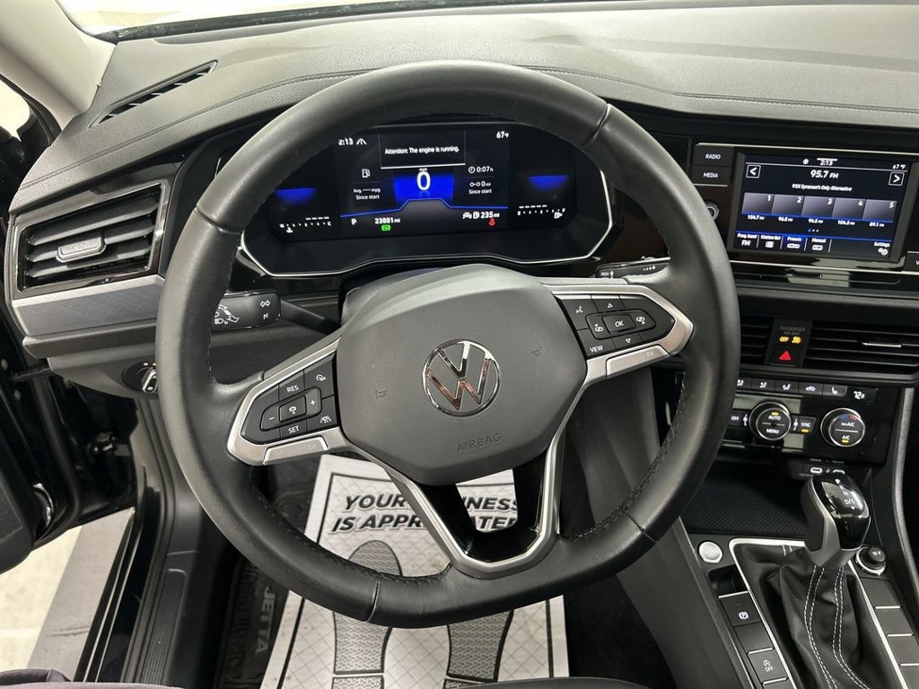 Used 2023 Volkswagen Jetta 1.5T SE Sedan