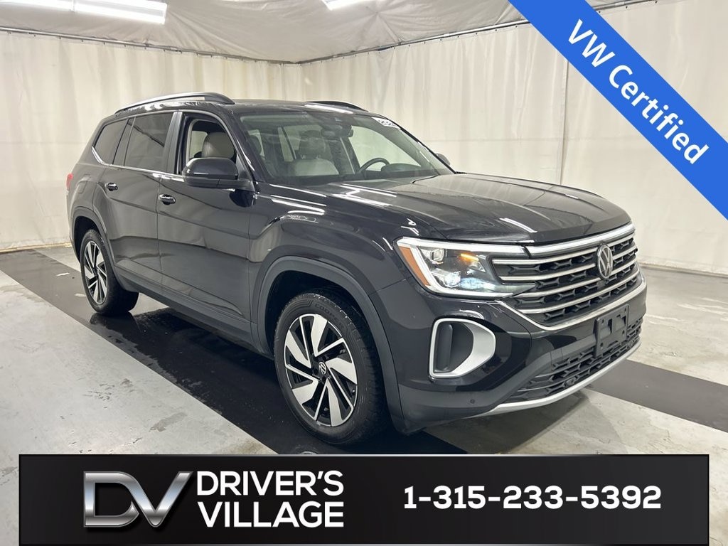 Used 2024 Volkswagen Atlas 2.0T SE w/Technology SUV