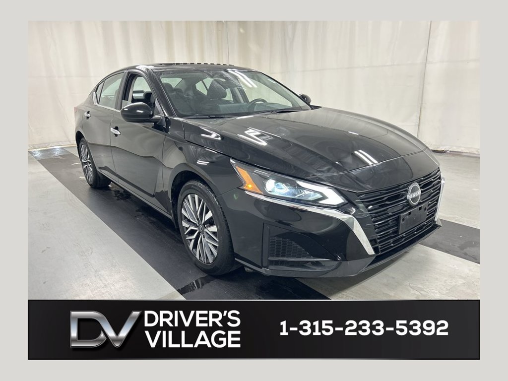 Used 2024 Nissan Altima SV Intelligent AWD Sedan