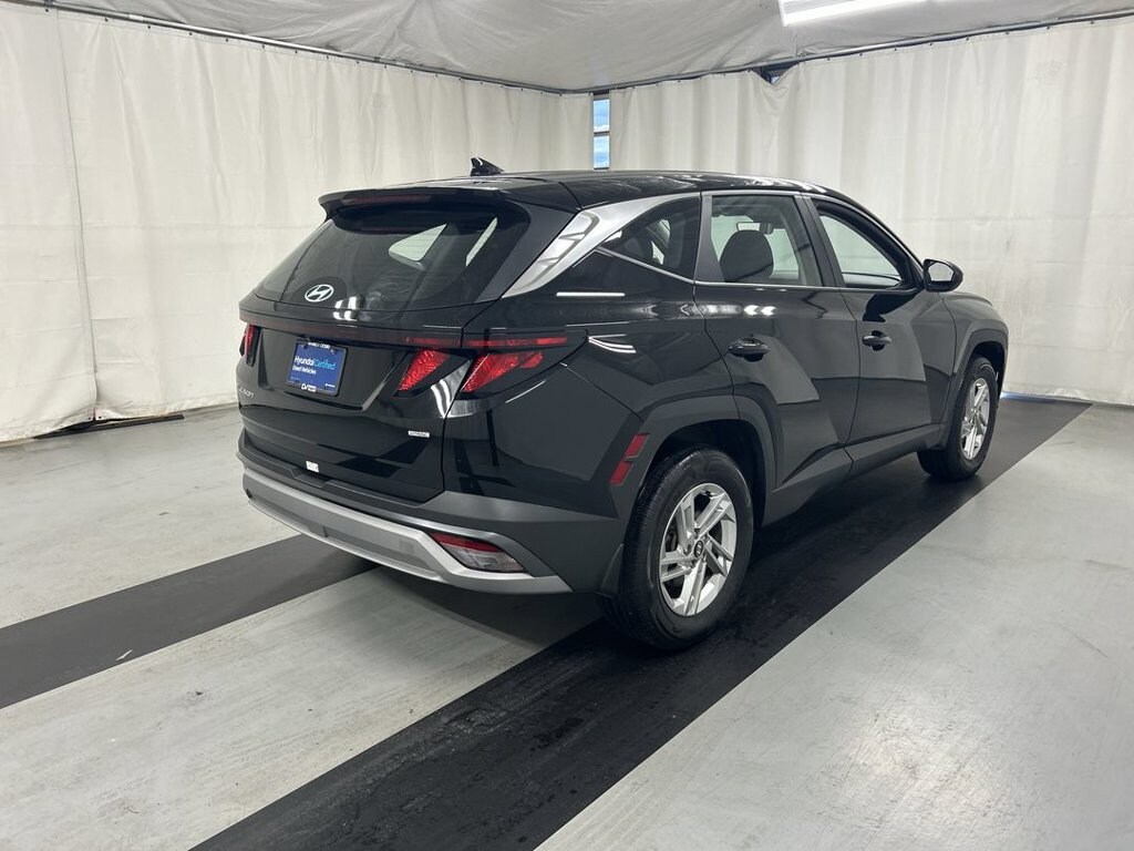 Used 2025 Hyundai Tucson SE SUV