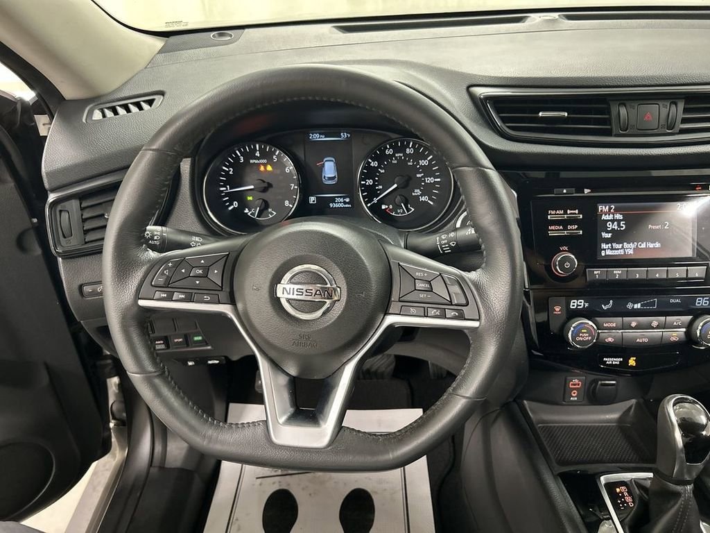 Used 2017 Nissan Rogue SV SUV