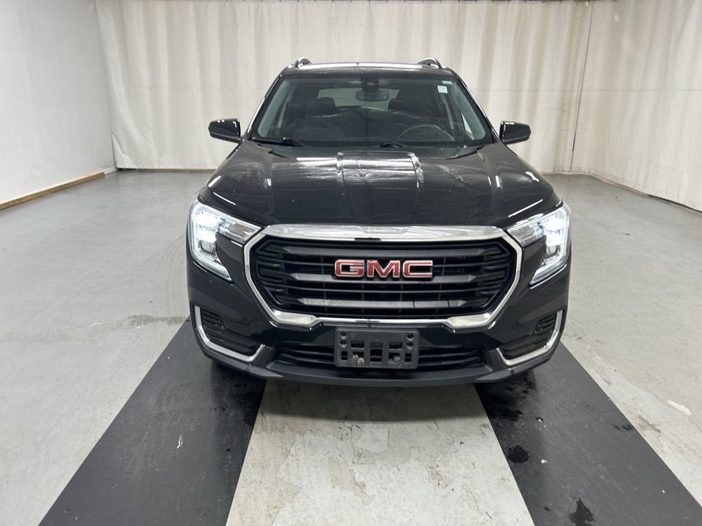 Used 2023 GMC Terrain SLE SUV