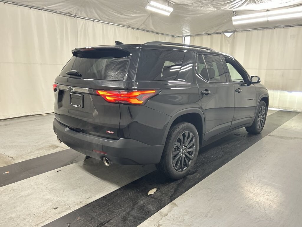 Used 2023 Chevrolet Traverse RS SUV