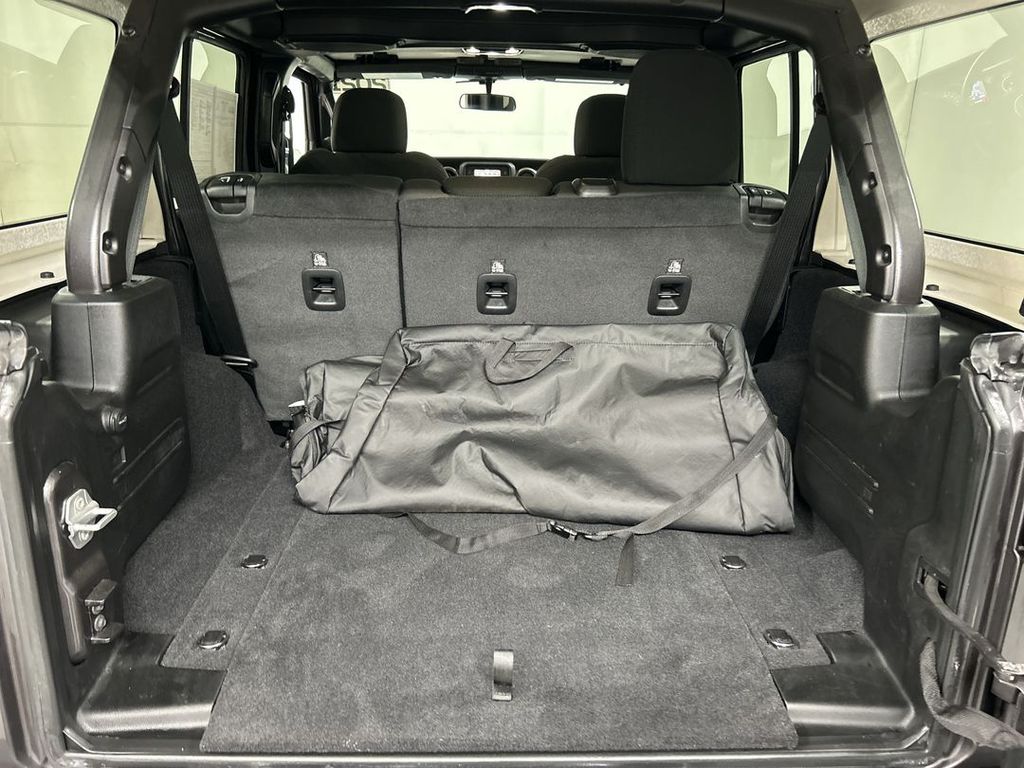 2021 Jeep Wrangler Unlimited Sport - Photo 21