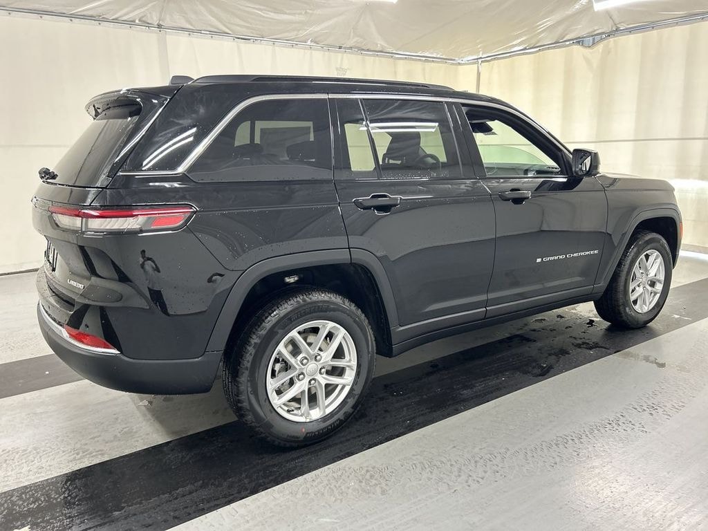 New 2026 Jeep Grand Cherokee LAREDO X 4X4 Sport Utility