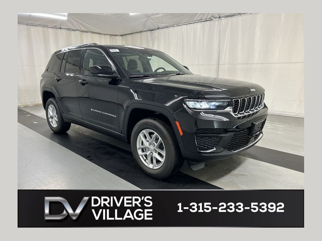 2026 Jeep Grand Cherokee LAREDO 4X4 Sport Utility