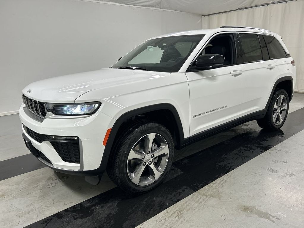 New 2026 Jeep Grand Cherokee LIMITED 4X4 Sport Utility