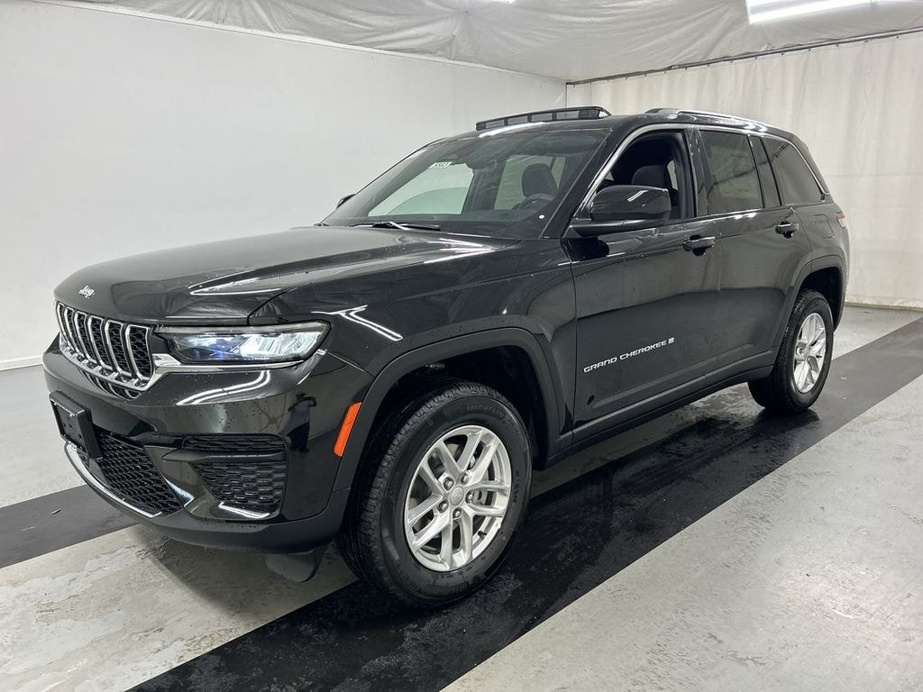 New 2026 Jeep Grand Cherokee LAREDO X 4X4 Sport Utility
