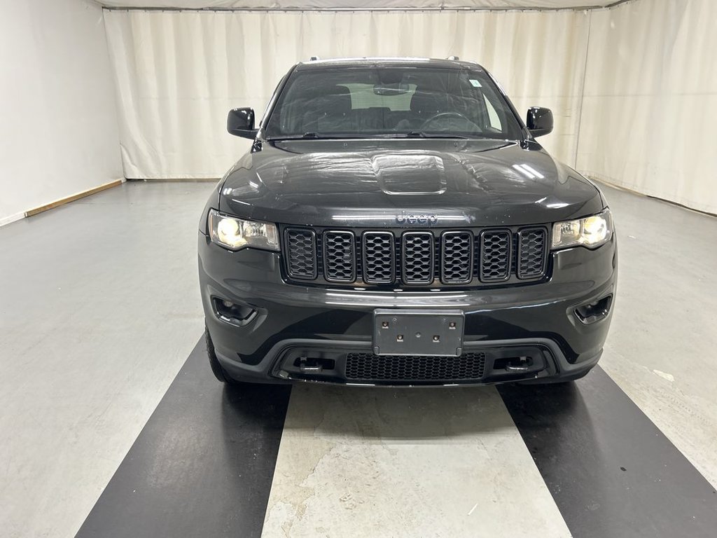 Used 2018 Jeep Grand Cherokee Laredo 4x4 SUV
