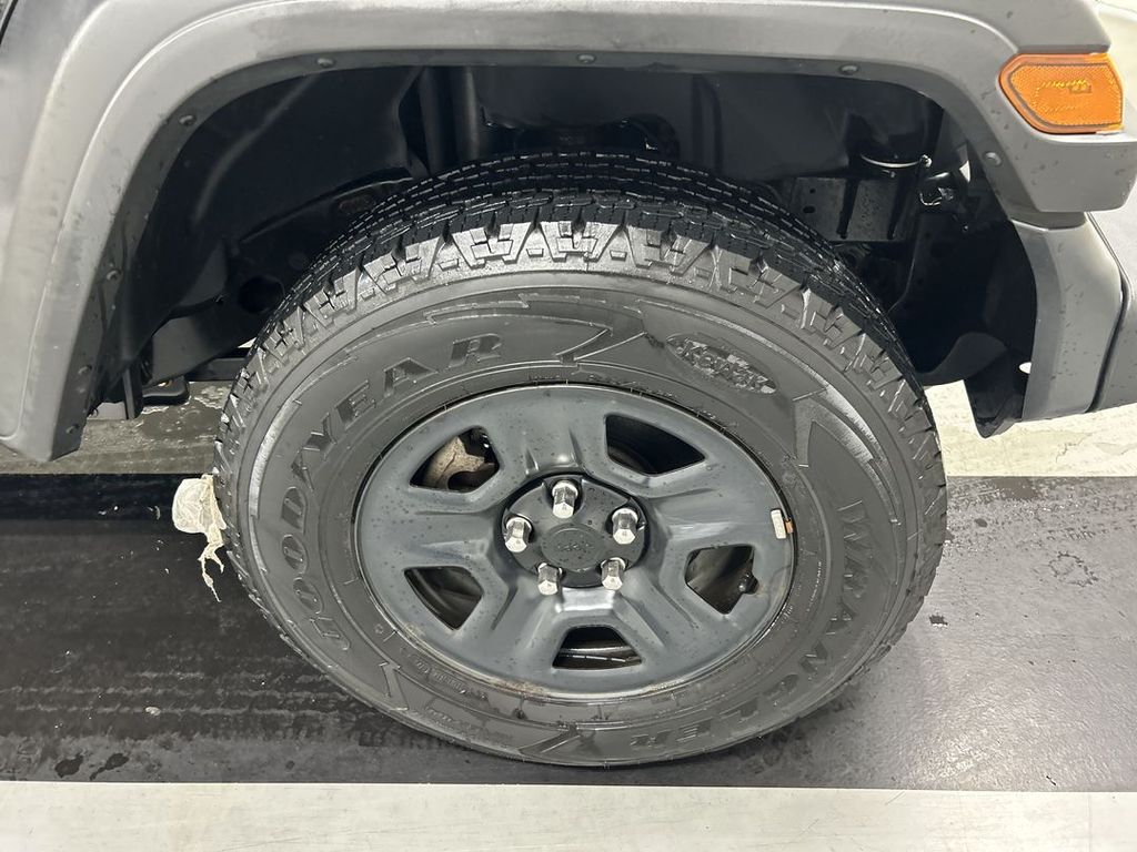 2021 Jeep Wrangler Unlimited Sport - Photo 8