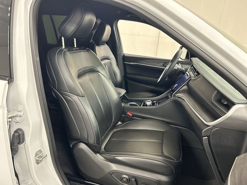 2025 Jeep Grand Cherokee L Limited - Photo 23