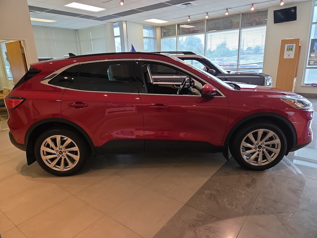 Certified 2022 Ford Escape Titanium 401A AWD SUV