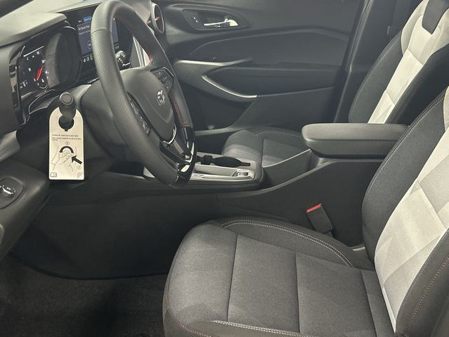 2026 Chevrolet Trax RS - Photo 12