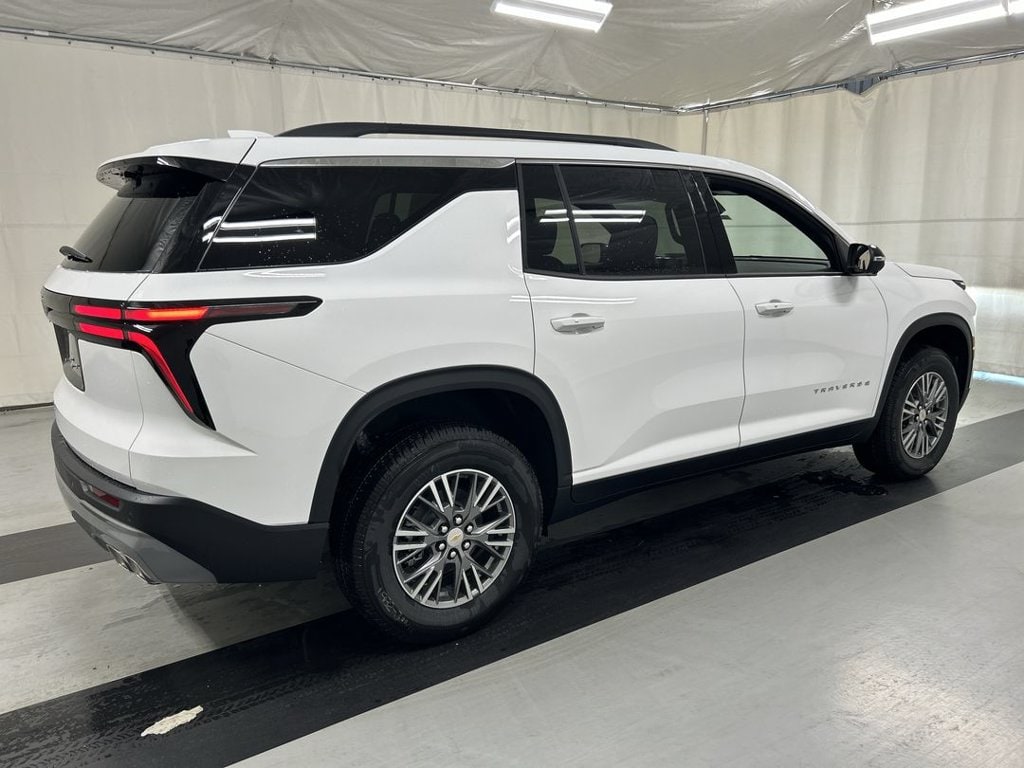 New 2027 Chevrolet Traverse LT SUV