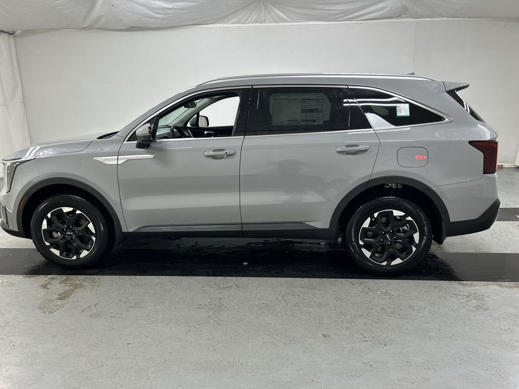2026 Kia Sorento S - Photo 5