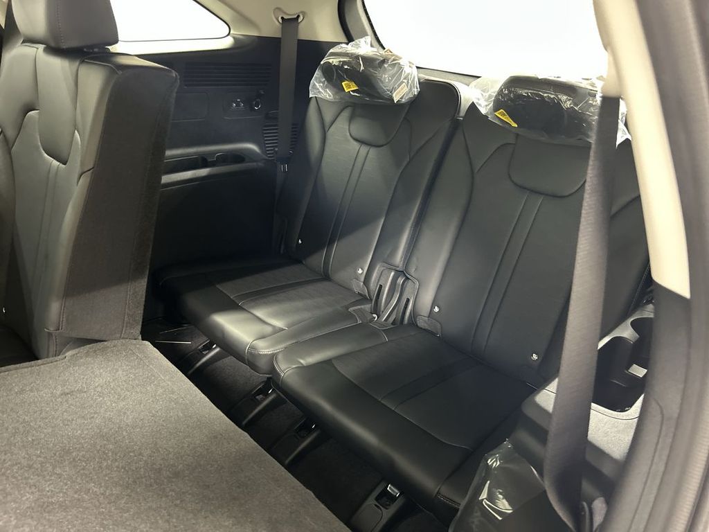 2026 Kia Sorento S - Photo 19
