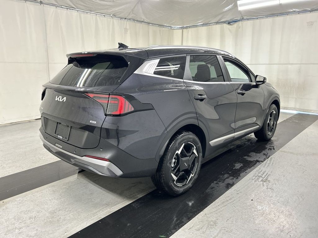 New 2026 Kia Sportage EX SUV