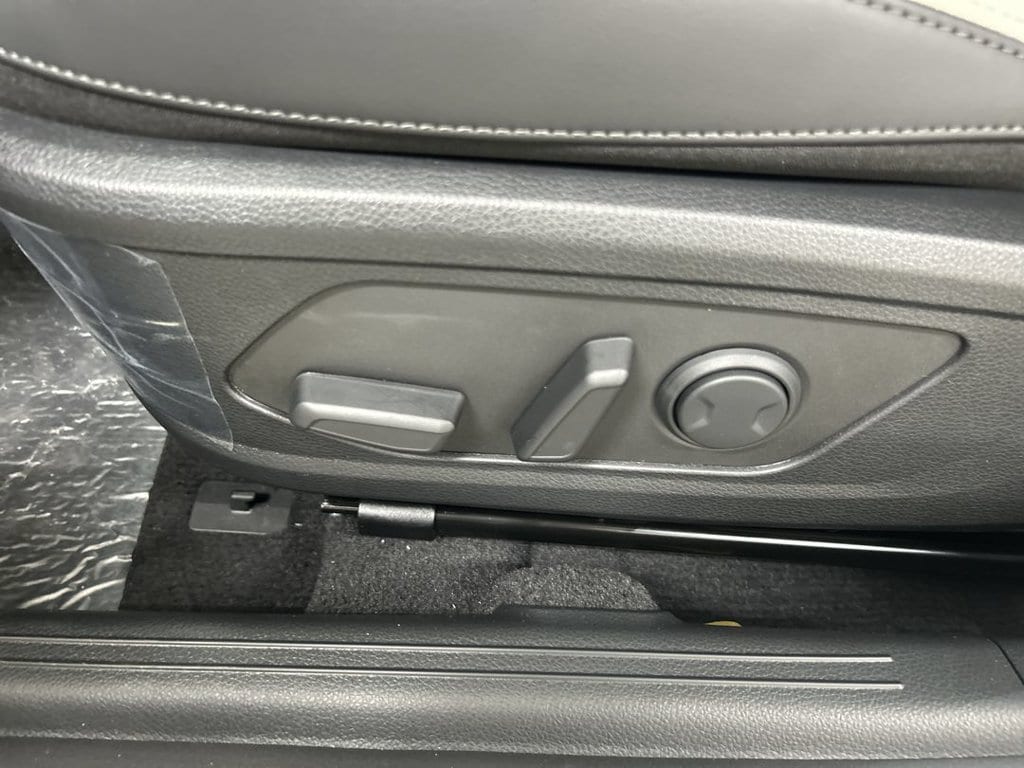 2026 Kia K5 GT-Line - Photo 12