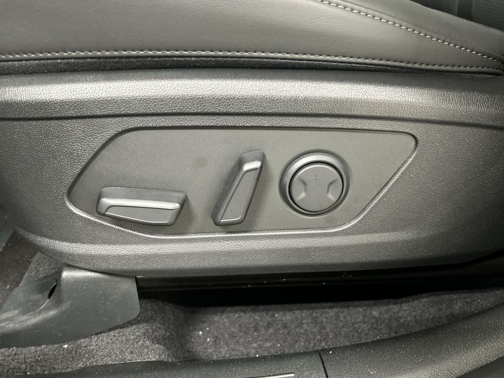 2026 Kia Sorento S - Photo 11
