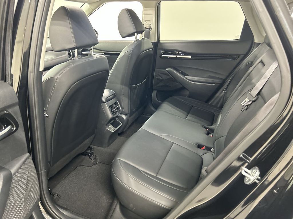 2024 Kia Seltos EX - Photo 21