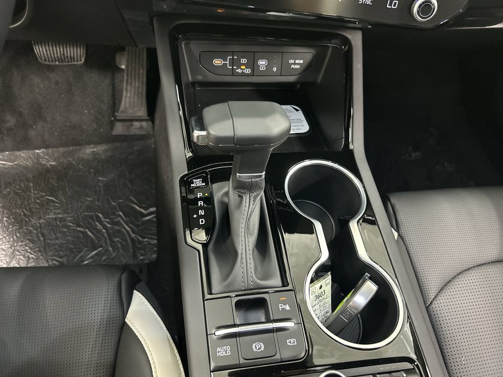 2026 Kia K5 GT-Line - Photo 18