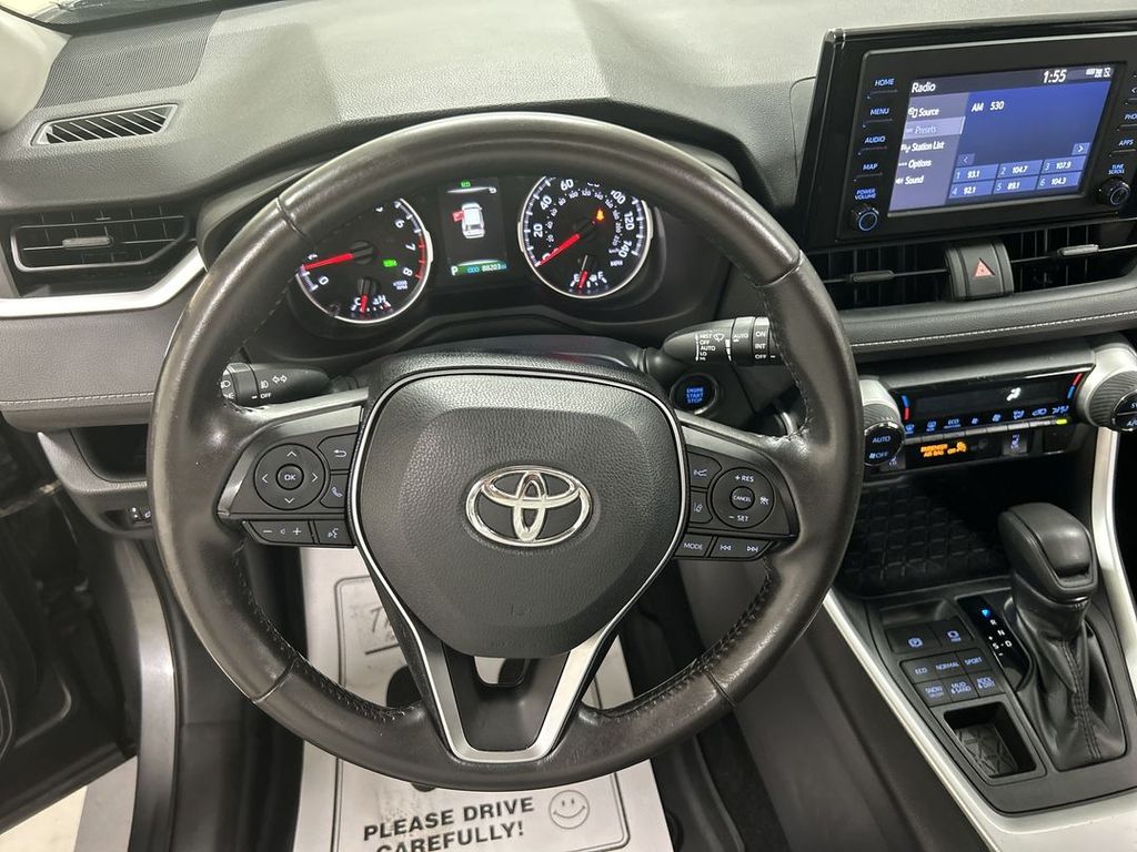 2019 Toyota RAV4 XLE - Photo 4