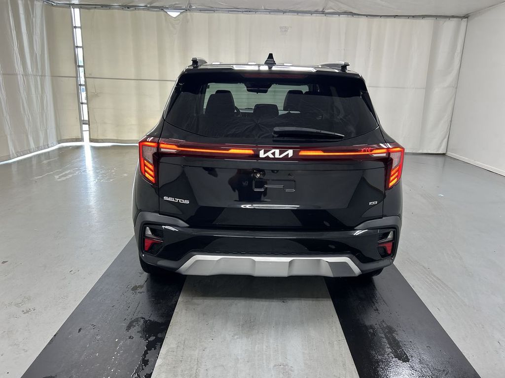 2024 Kia Seltos EX - Photo 22