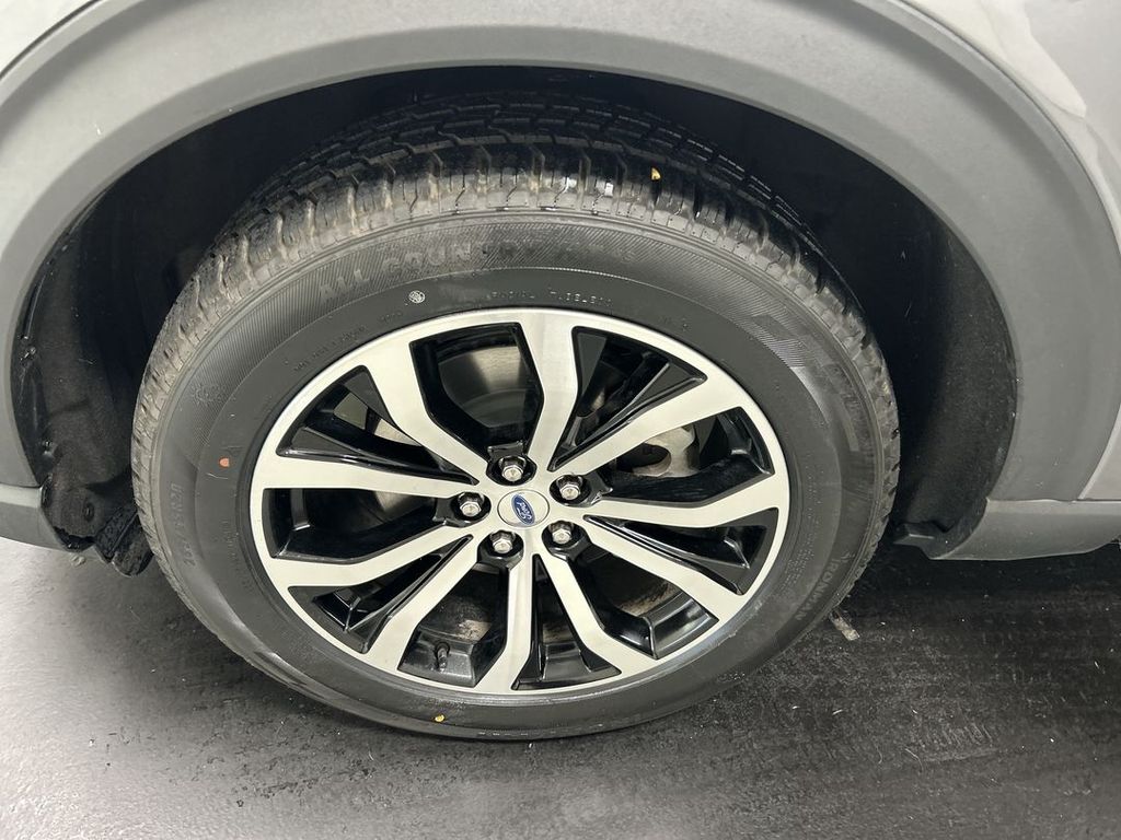 2025 Ford Explorer ST-LINE - Photo 8