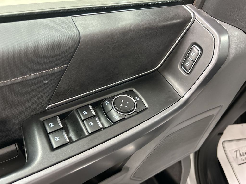 2025 Ford F-150 XLT - Photo 11