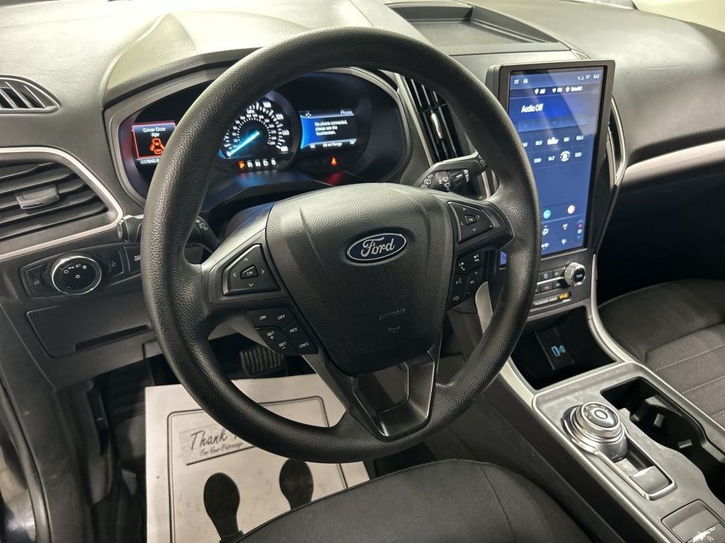 Used 2023 Ford Edge SE SUV