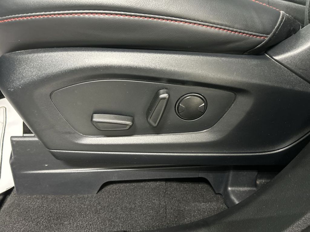2025 Ford Explorer ST-LINE - Photo 10