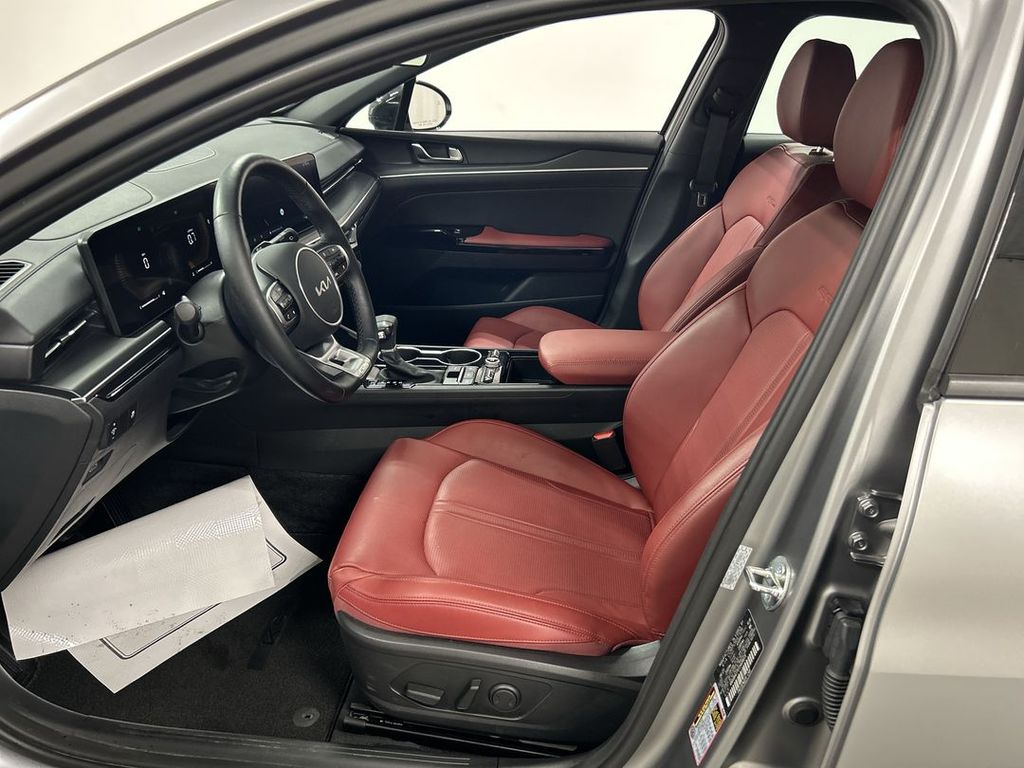 2026 Kia K5 GT-Line - Photo 8