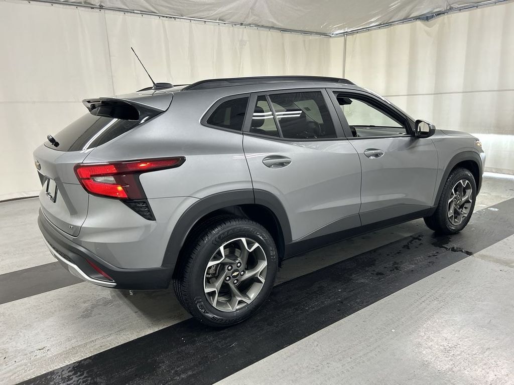 Used 2024 Chevrolet Trax LT SUV
