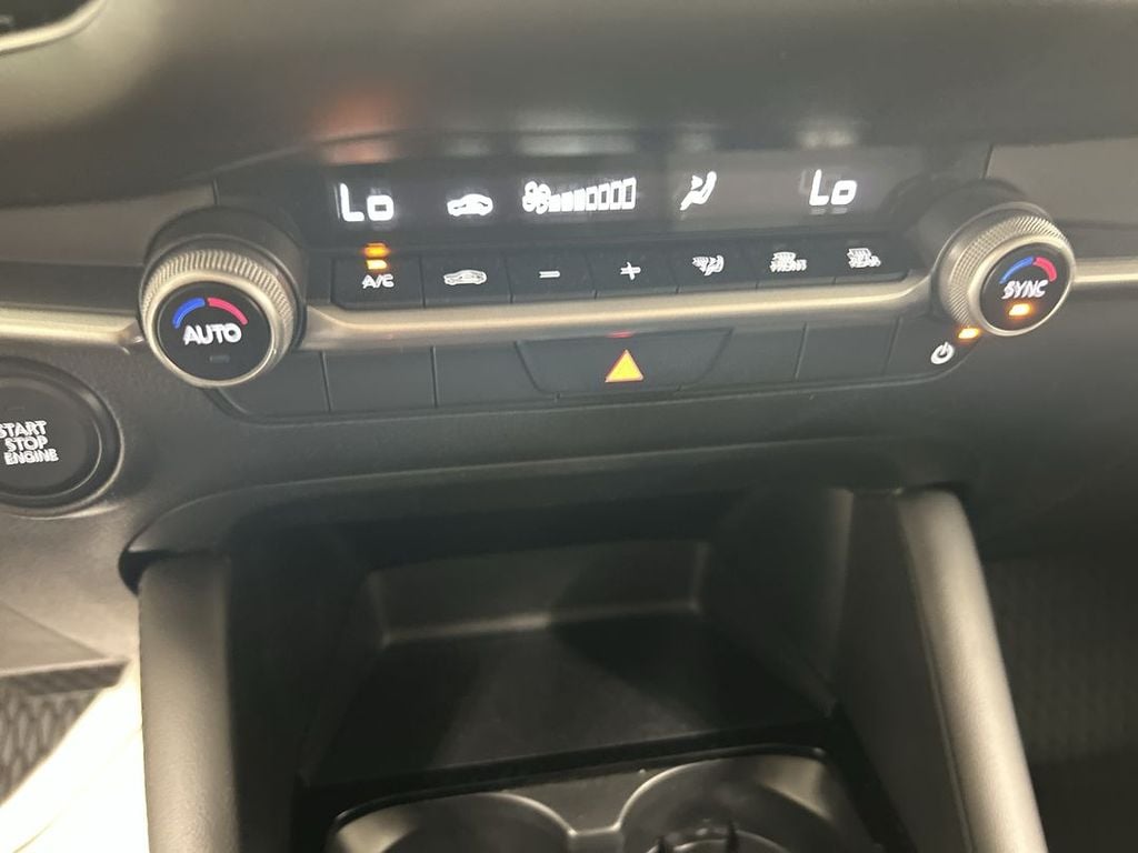 2025 Mazda Mazda3 Select Sport - Photo 16