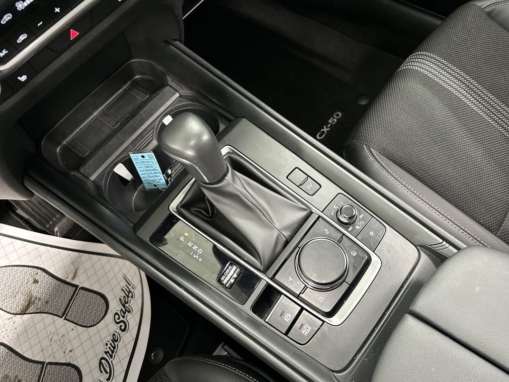 2025 Mazda CX-50 Preferred - Photo 17