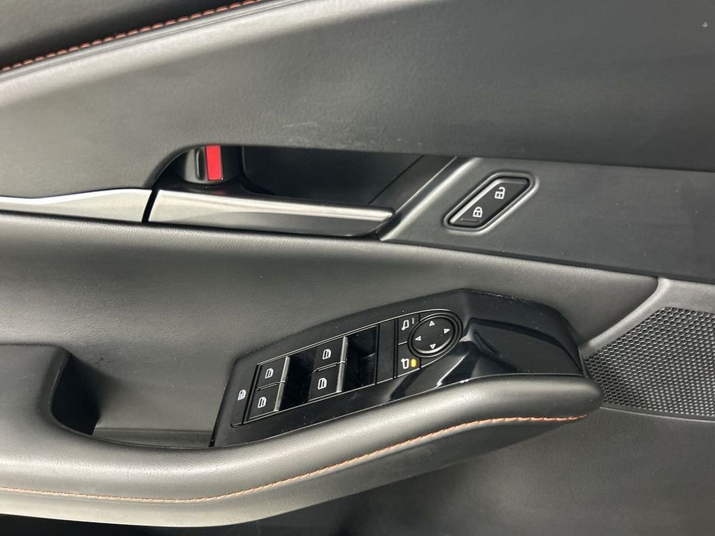 2024 Mazda CX-30 Carbon Turbo - Photo 11