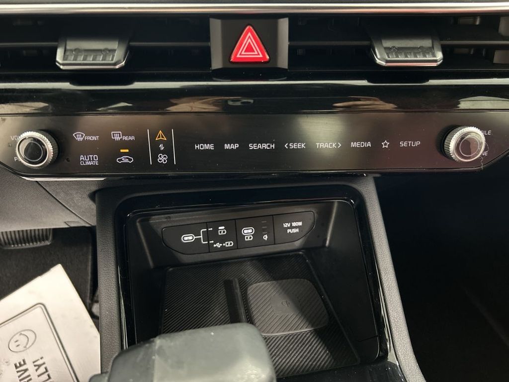 2026 Kia K5 GT-Line - Photo 16