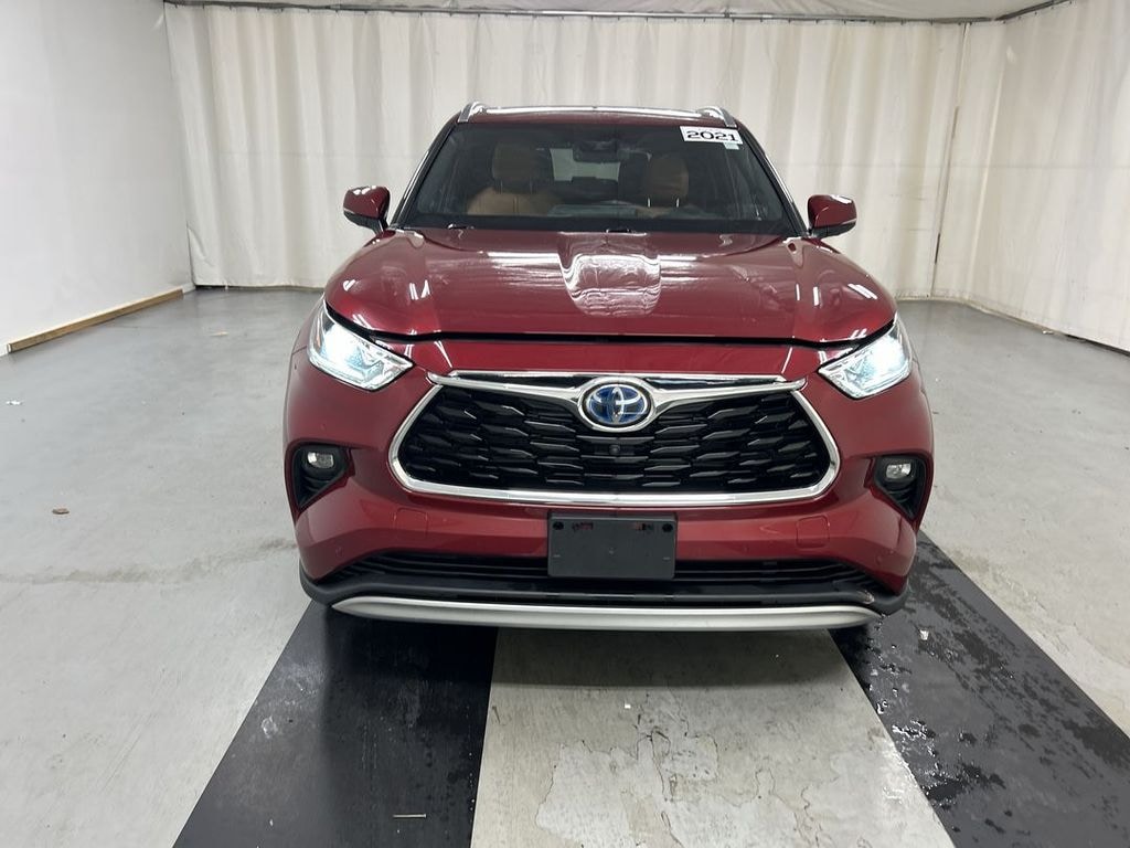 Used 2021 Toyota Highlander Hybrid Platinum SUV