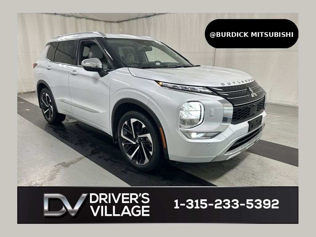 Used 2023 Mitsubishi Outlander SEL SUV