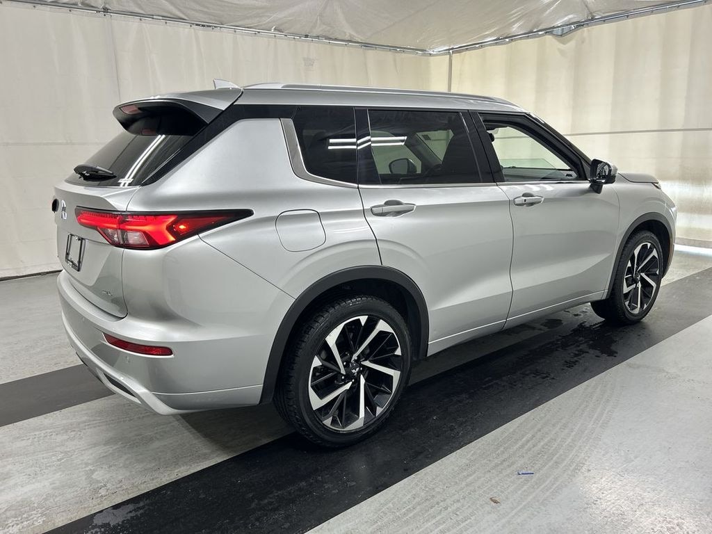Used 2022 Mitsubishi Outlander SEL CUV