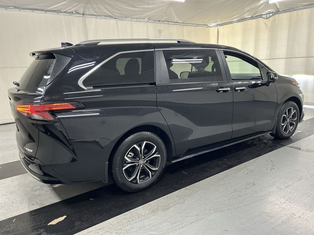 Used 2026 Toyota Sienna Platinum Minivan/Van