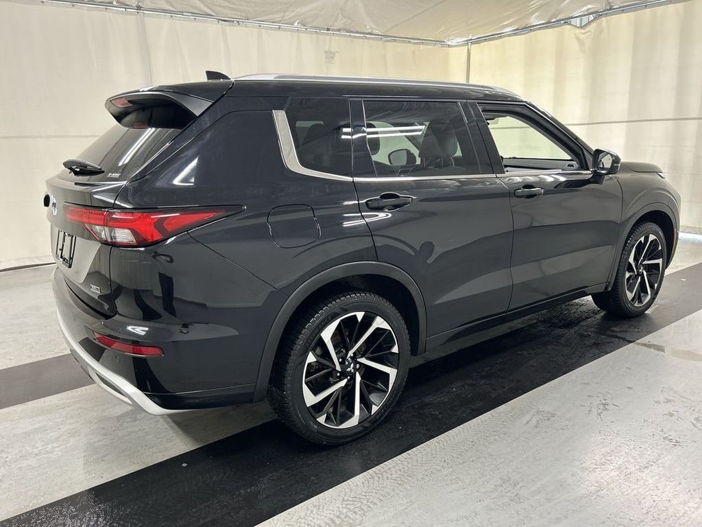 Used 2022 Mitsubishi Outlander SEL SUV